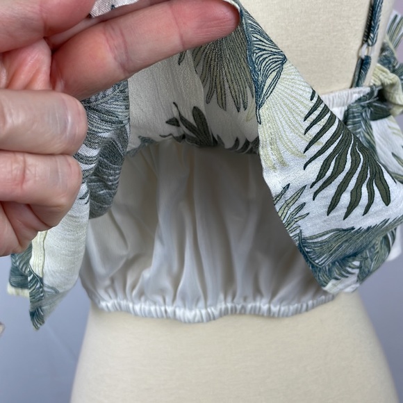 Nectar Clothing Tropical Off Shoulder Ruffle Crop Top - Size Small - Picture 7 of 11